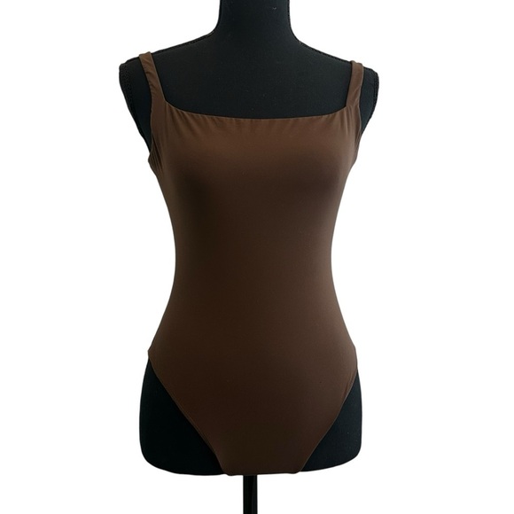 Skims Fits Everybody Thong Bodysuit Brown Neutrals Seamless Casual Size Large - Picture 1 of 4